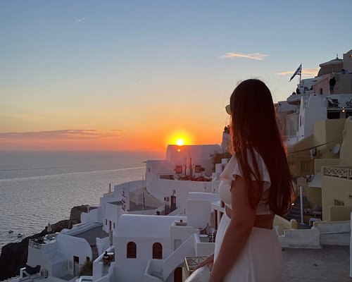 sunset-in-oia